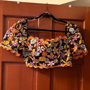 Retro Vibes Floral Puff Sleeve Crop Top